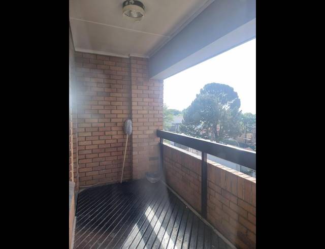 2 BEDROOM APARTMENT FOR SALE IN MALVERN EAST EXT